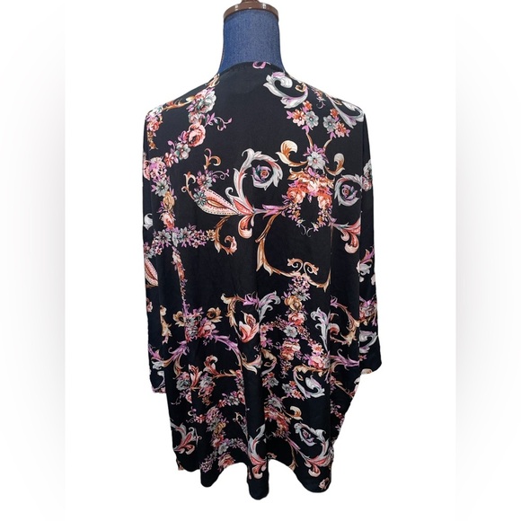 MINKPINK bohemian Floral Kimono Black and Pink XS/S. - Picture 4 of 7